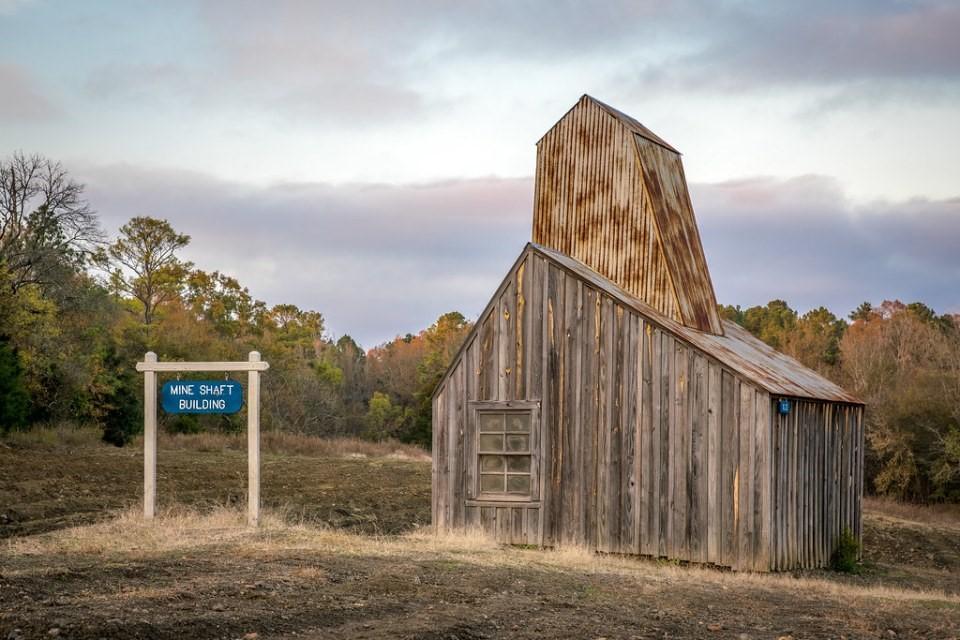 Công viên duy nhất cho phép đào kim cương giá 10 đô la-1