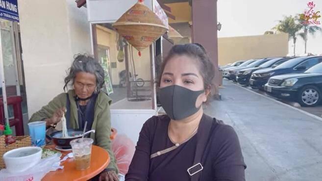 Tôi đi show, quay quảng cáo nhiều tiền, mắc gì quay Kim Ngân-2