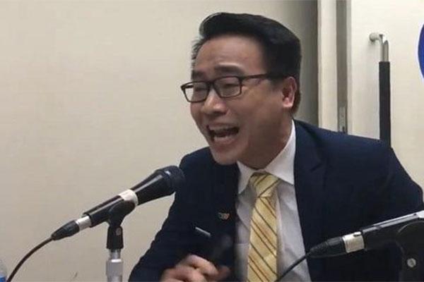 BLV Tạ Biên Cương bình luận căng về lối chơi tuyển Việt Nam-1