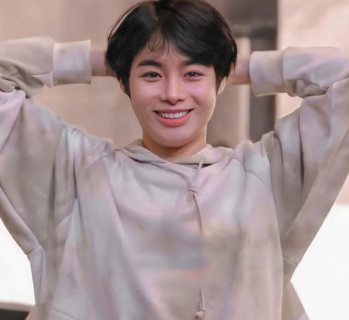 Cuộc chiến khốc liệt của những tân binh Kpop sắp ra mắt-17