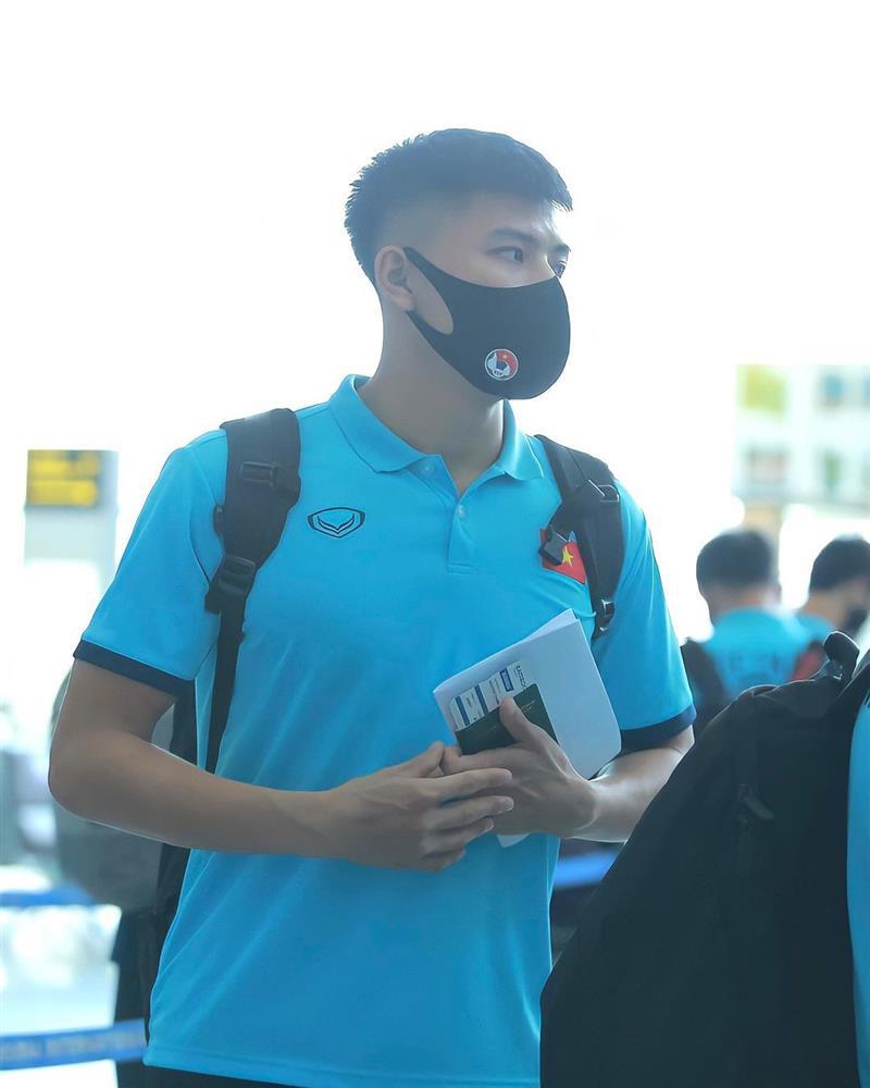 Cầu thủ SN 2000 hứng chịu ồn ào nhất sau trận thua Trung Quốc là ai?-6