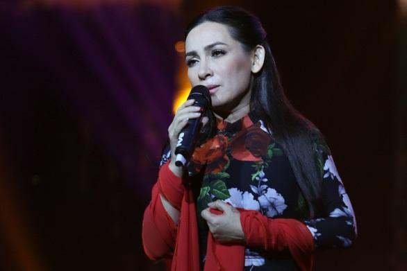 Khoảnh khắc thu âm ca khúc cuối cùng của Phi Nhung-1