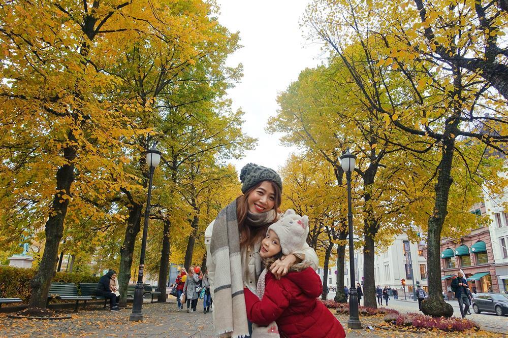 Ngoại hình đổi khác con gái 10 tuổi của MC Diệp Chi-6