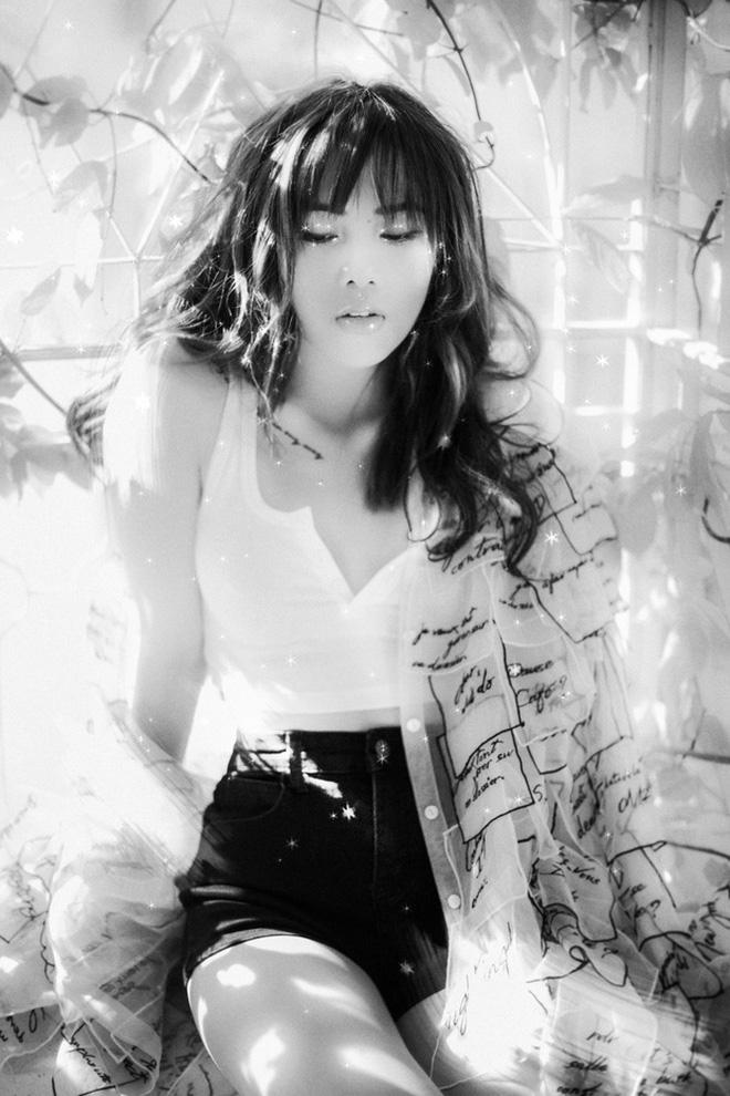 Trước khi mang danh Lisa Việt Nam, Thiều Bảo Trâm lại có tên này-5