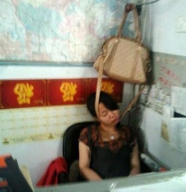 Hội những người bị quạt trần rơi đầu, ngáo ngơ đố ai hiểu-2