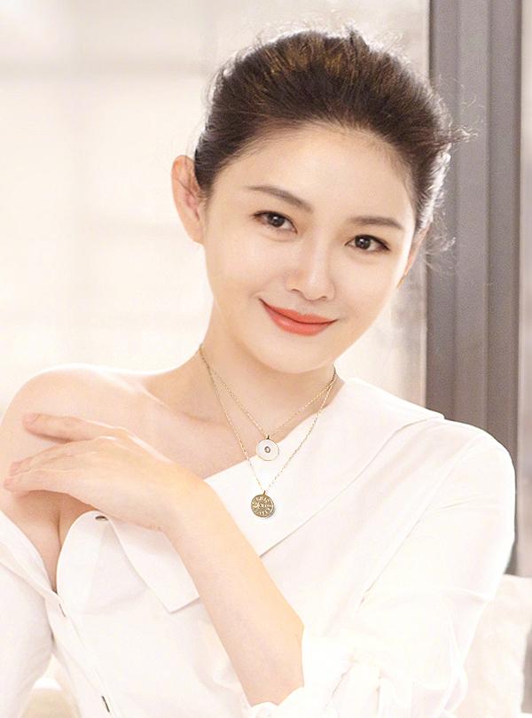 Bí quyết duy trì nhan sắc đỉnh cao tuổi từ tuần của Từ Hy Viên-5