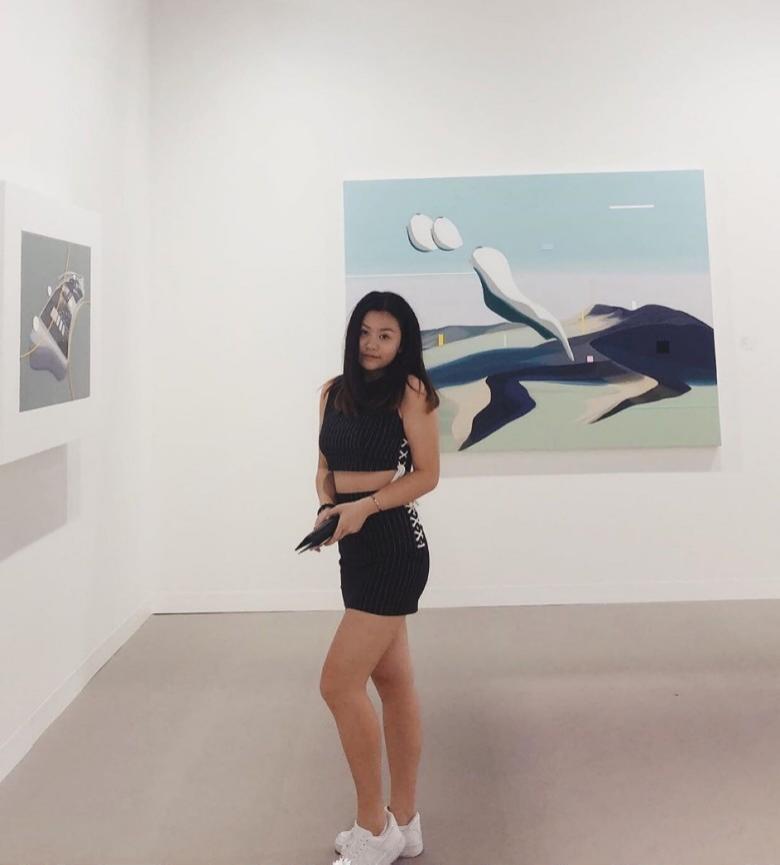 Nhan sắc đối lập của 3 con gái Khâu Thục Trinh-8