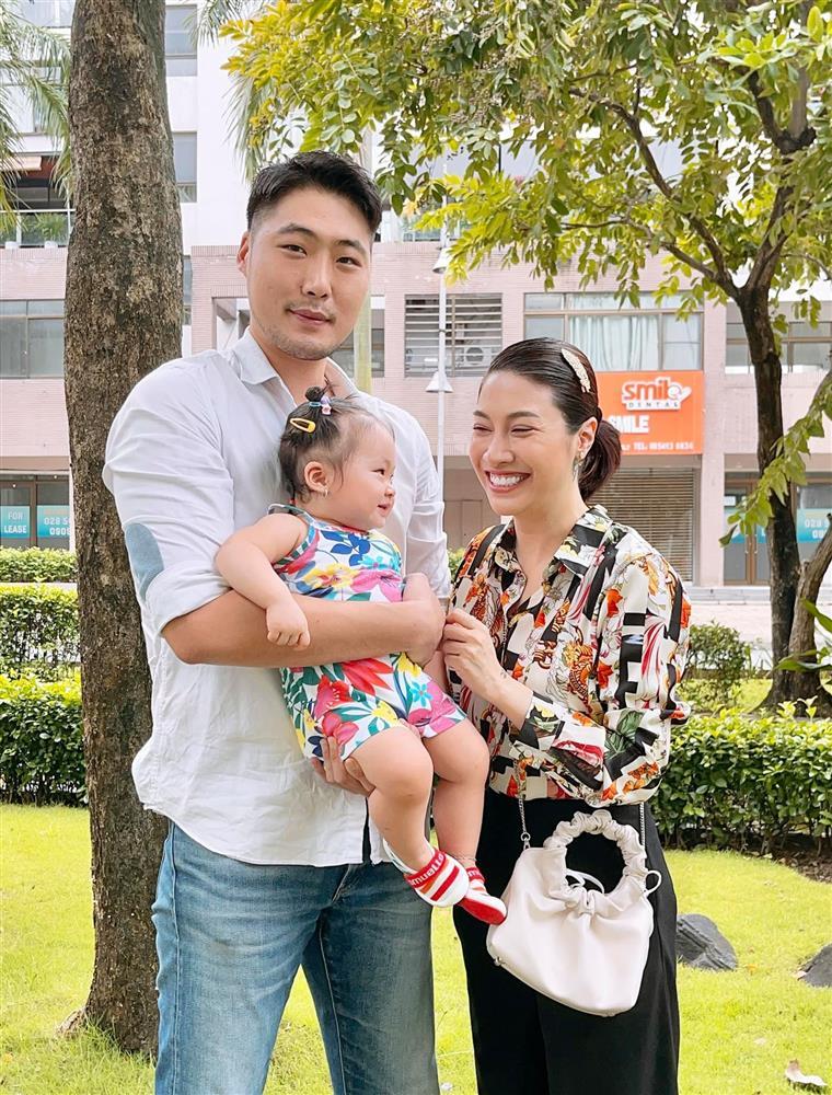 Chồng Pha Lê như cây hài, cười xỉu sự cố nhảy dây tụt quần-9