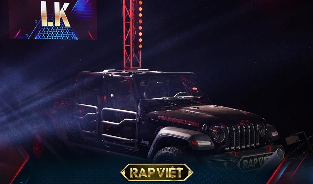 Tạo hình bật ngửa của Trấn Thành trong Rap Việt mùa 2-6