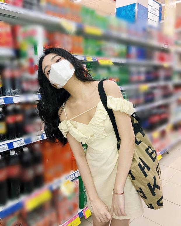 Đi siêu thị hóa đơn hơn 400k, cô gái không cần thanh toán đồng nào!-4