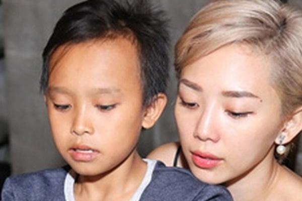 Những khoảnh khắc Hồ Văn Cường và Tóc Tiên thân quá thân-7