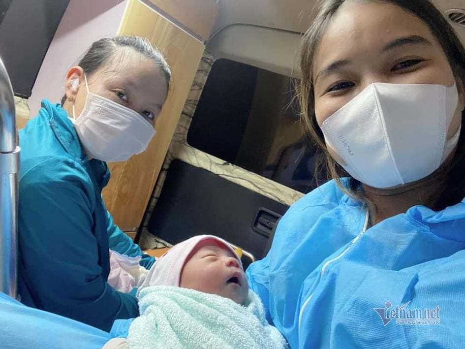 Sản phụ sinh con trên tàu và chuyện Ku Rớt nhiều ba mẹ nuôi-3