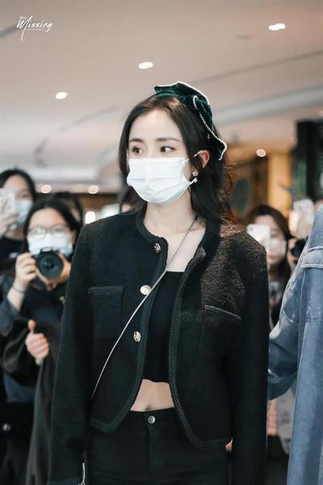 Té xỉu với số tiền Dương Mịch, Nhiệt Ba và sao Cbiz chi mua mỹ phẩm-3