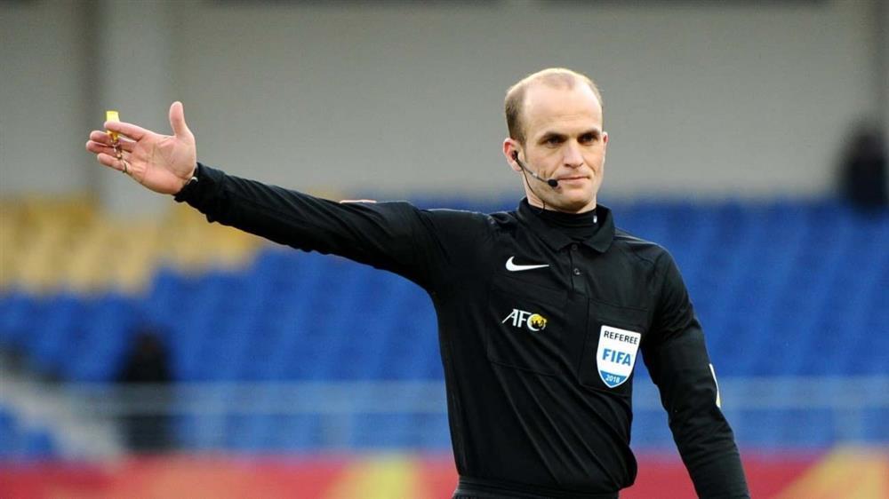 Chân dung trọng tài bắt chính trận Việt Nam - Oman-1