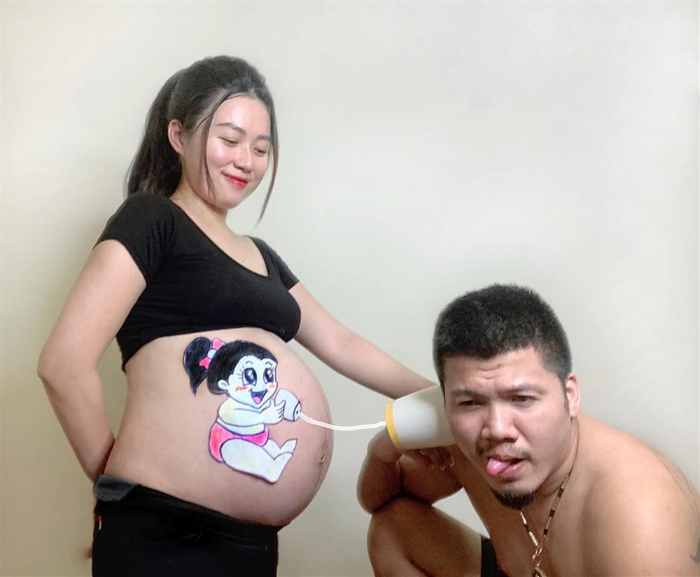 Loạt ảnh vui nhộn nhà 3 con trai bất ngờ ăn may công chúa út!-3