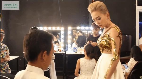 Hot lại clip Hồ Văn Cường tút tát cho Tóc Tiên giữa ồn ào cát-xê-3