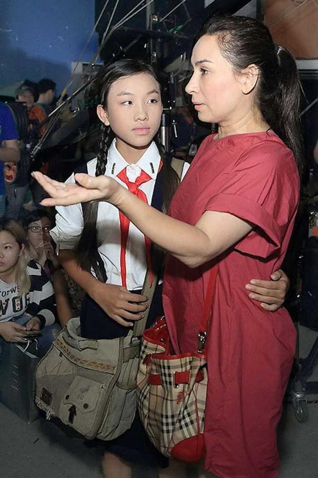 Giữa ồn ào Hồ Văn Cường, con gái nuôi Phi Nhung nói câu nghẹn lòng-6