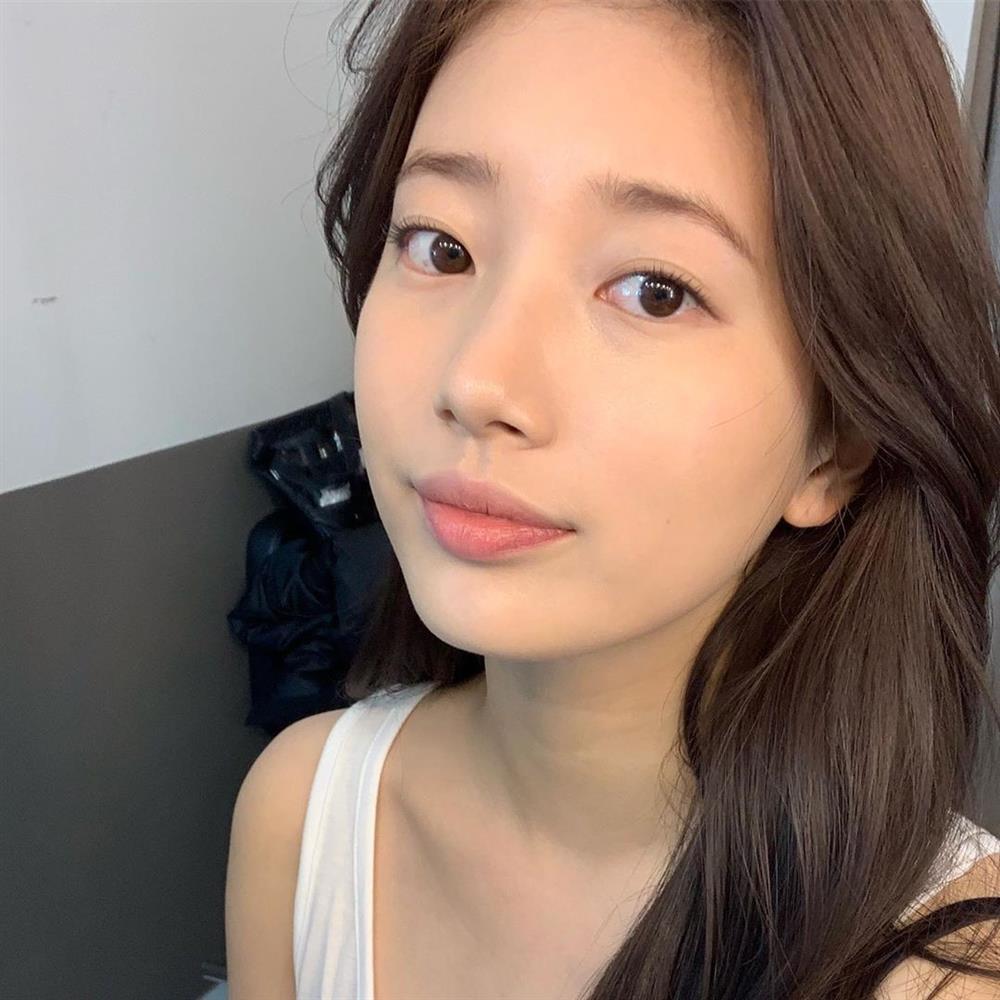 Mẹo trang điểm đơn giản giúp Suzy khoe nhan sắc nữ thần-1
