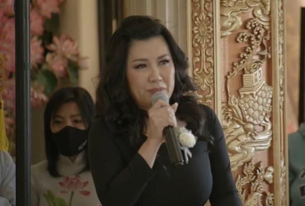 Trizzie Phương Trinh khóc nức nở: Phi Nhung là em ruột tôi-2