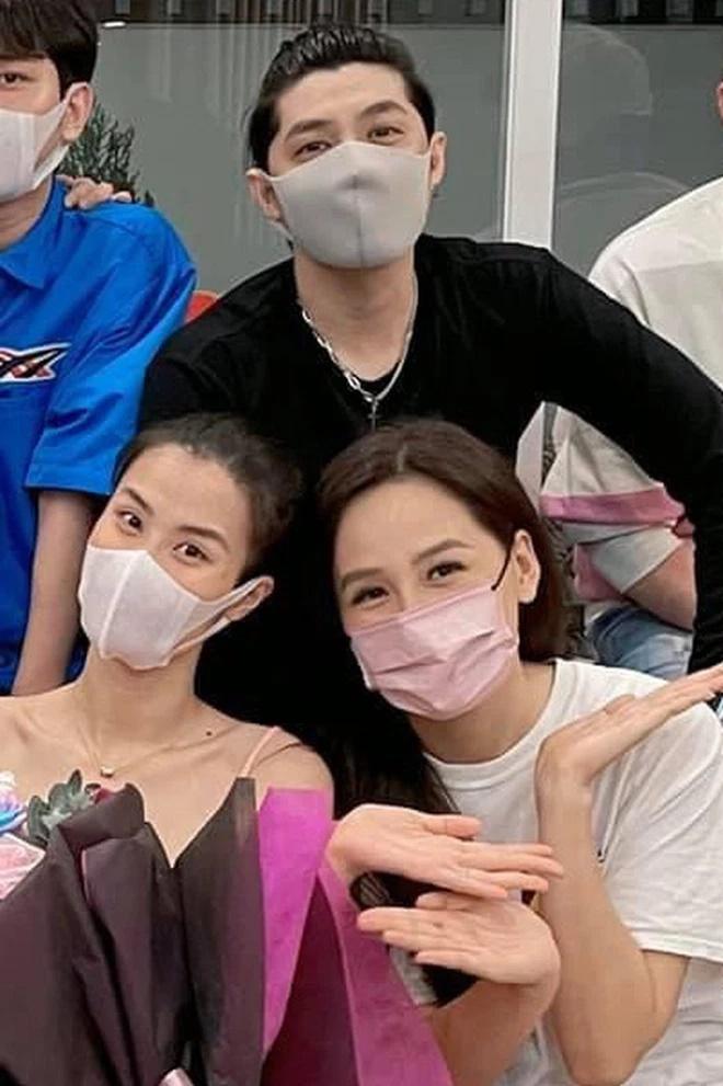 Sinh nhật Đông Nhi nhưng Gil Lê - Hoàng Thùy Linh chiếm sóng-3