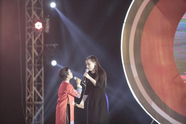 List 310 show hát của Hồ Văn Cường lộ nhiều điểm bất hợp lý-3