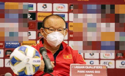 Công Phượng van xin cổ động viên ngừng công kích thầy Park-1