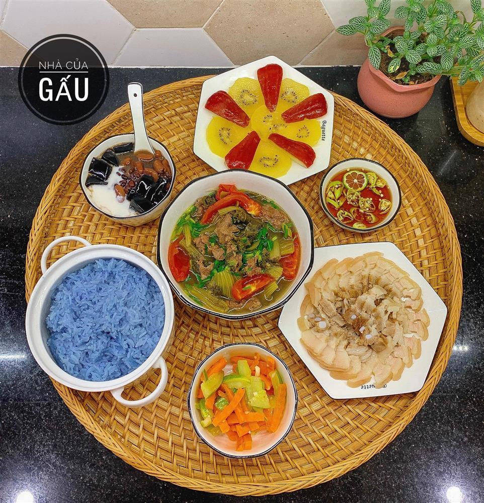 Vợ trẻ 9x nấu cơm chỉ dưới 100k mà đầy ắp món ngon xịn sò-2