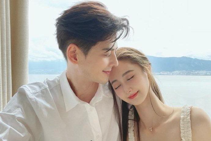 Quách Phẩm Siêu trục trặc với bạn gái kém 19 tuổi-3