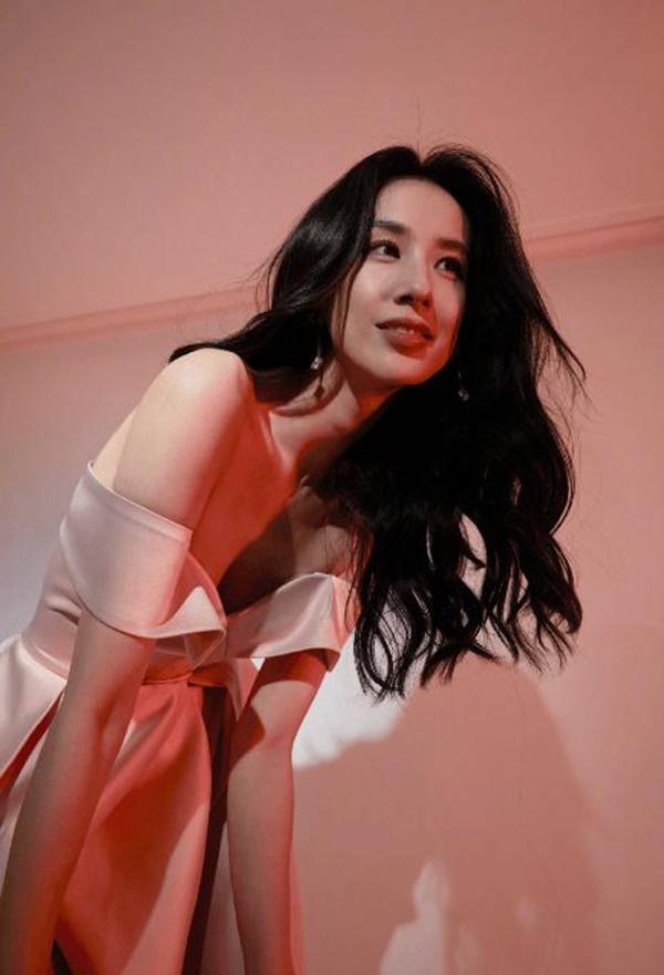 Huỳnh Thánh Y sau 17 năm đóng Tuyệt Đỉnh Kungfu cùng Châu Tinh Trì-3