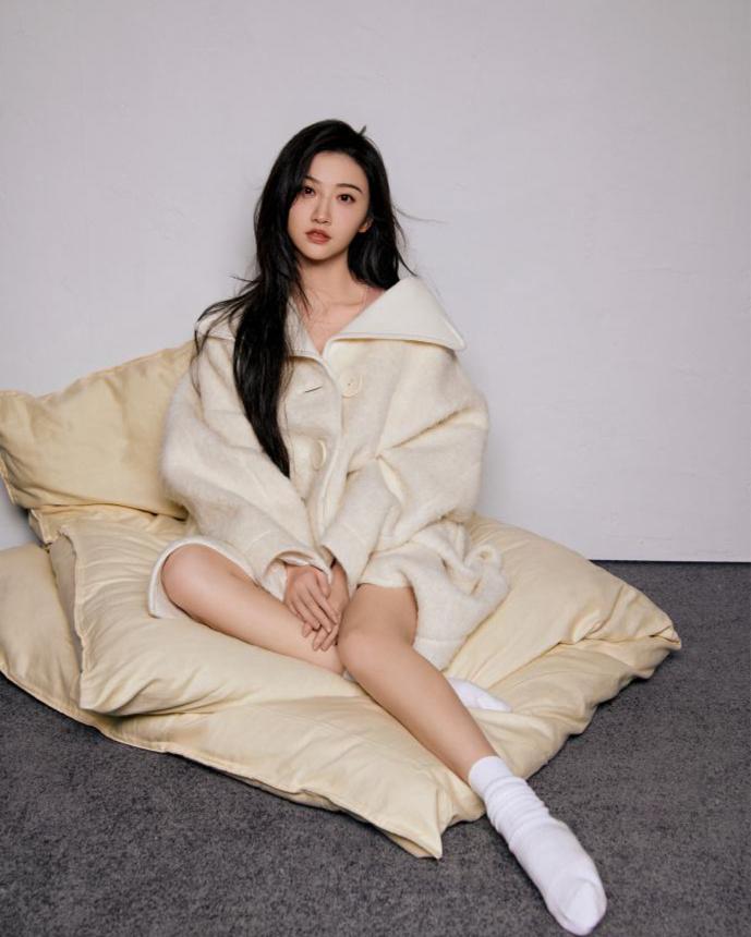 Cảnh Điềm gây mê với style mùa thu ngọt lịm-2