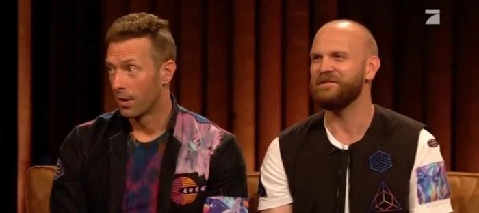 Coldplay lên tiếng bênh vực khi có đánh giá tiêu cực BTS-8