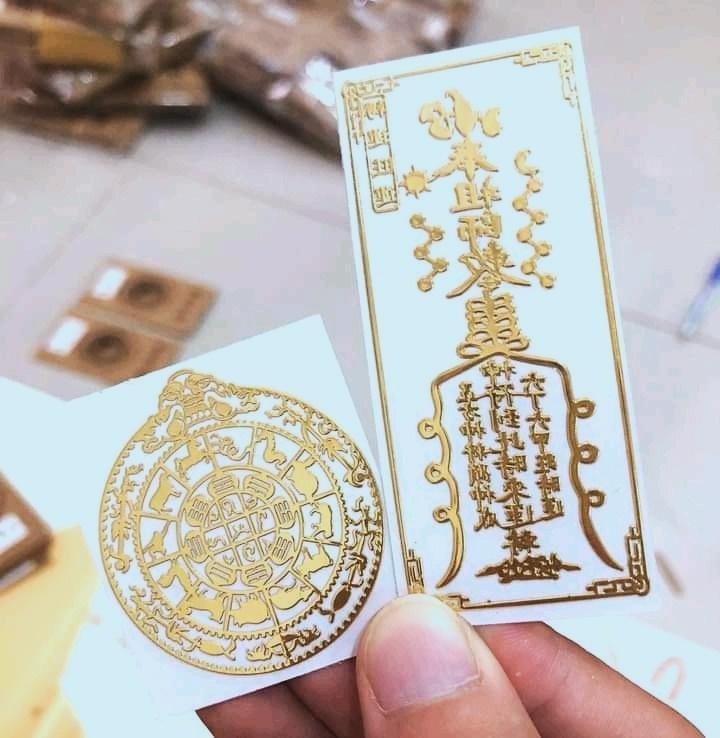 3 đồ vật tuyệt đối không đặt trong ví kẻo thất thoát tiền bạc-3