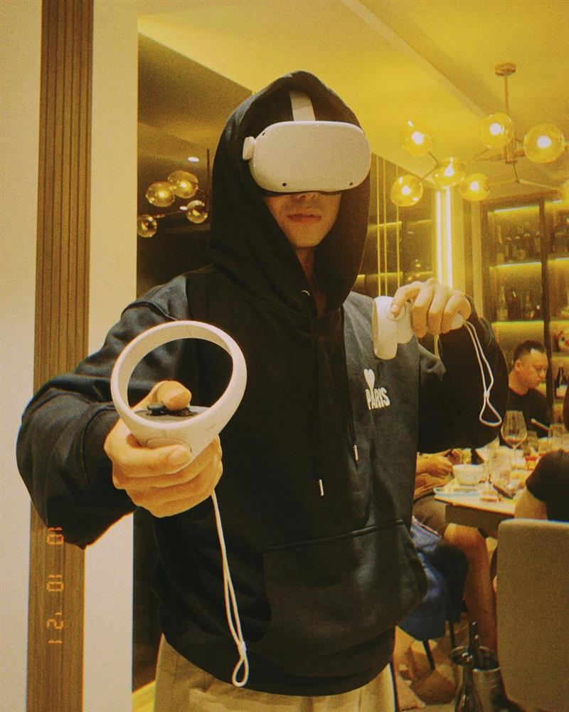 Khả Ngân và Thanh Sơn lộ hint mới, fan cật lực chèo thuyền-1