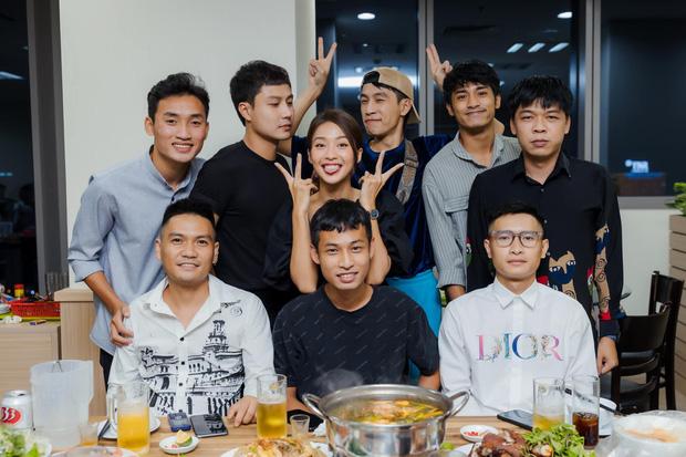 Khả Ngân và Thanh Sơn lộ hint mới, fan cật lực chèo thuyền-7