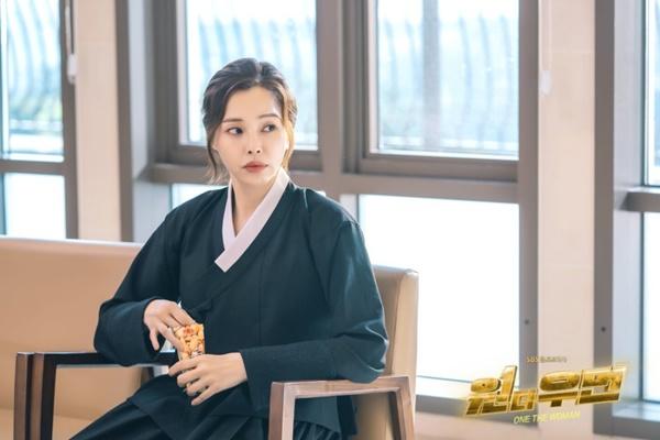 Kịch bản hay, rating cao, One The Woman vẫn bị trừ điểm-9