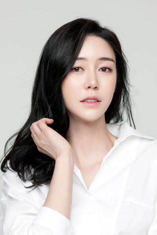 Gã giang hồ Squid Game bất chấp tăng cân cũng không bằng trùm cuối này-11