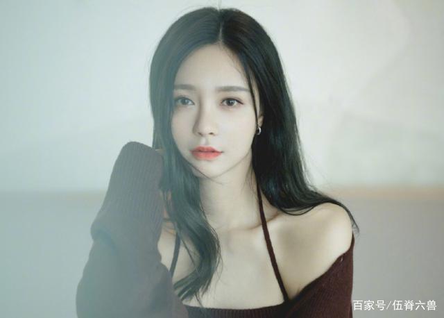 Loạt sao Hoa ngữ bị chỉ trích bán đồ secondhand giá cắt cổ-1