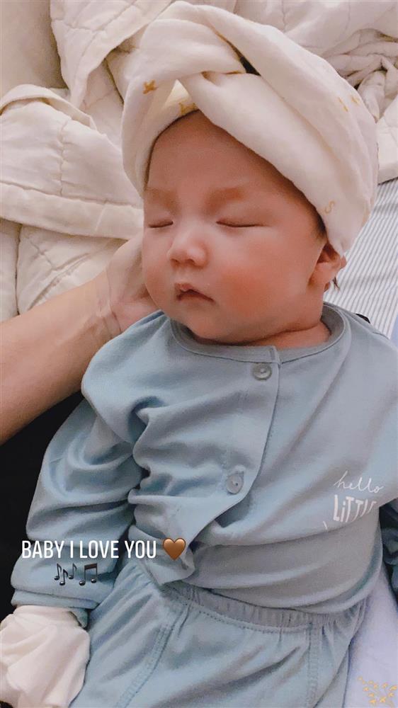 Mới ngày nào bé tí hon, con gái Vân Navy thay đổi ngỡ ngàng-11