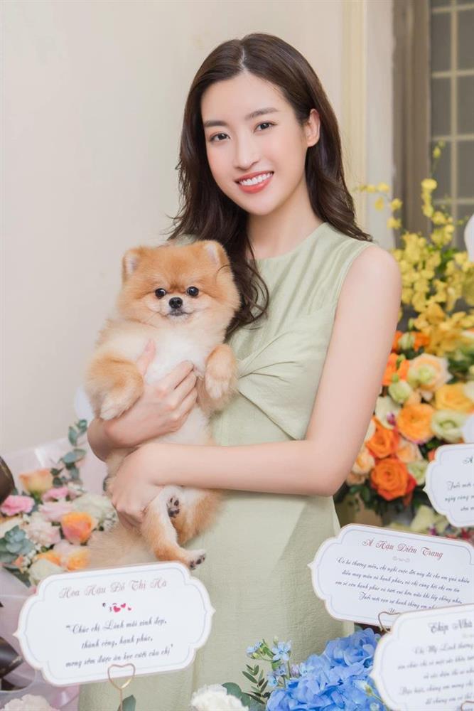 Mai Phương Thúy diện đầm xẻ hiểm - Đỗ Thị Hà mặc sắc trắng là lên ngôi-9