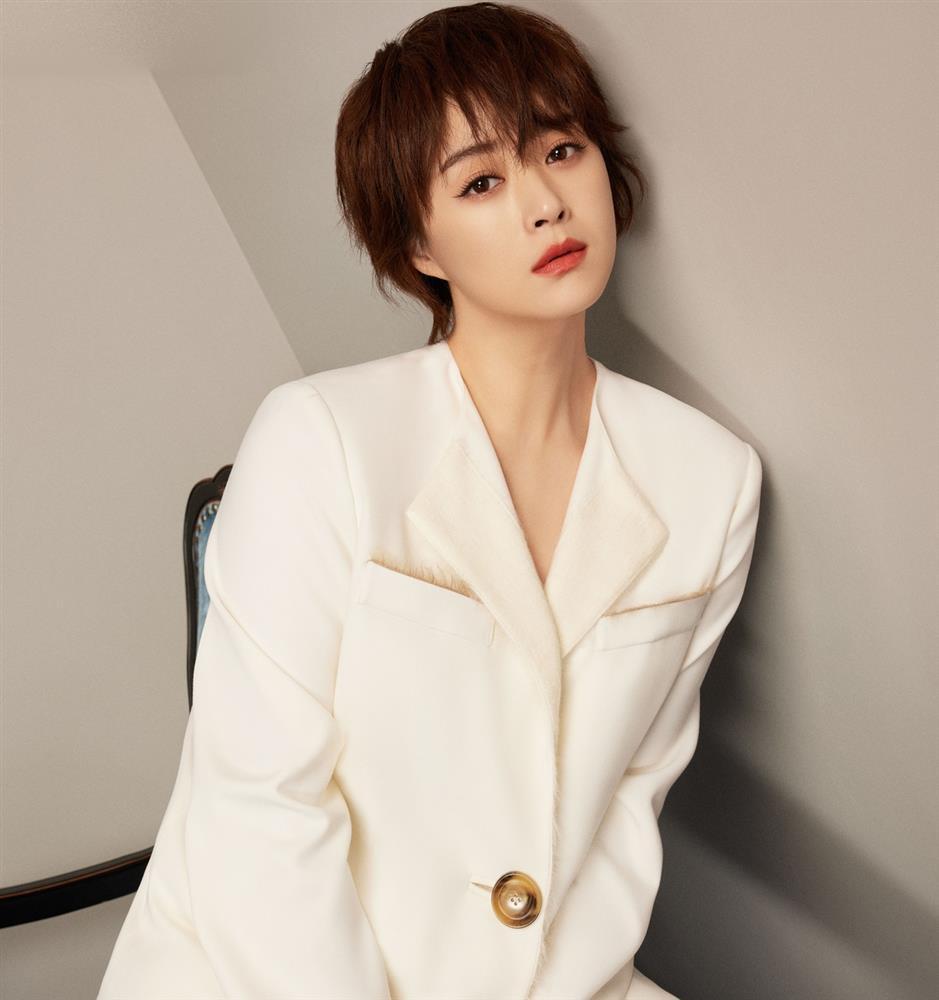 Sao nữ Thiên Long Bát Bộ vực lại danh tiếng-1