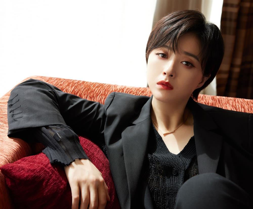 Sao nữ Thiên Long Bát Bộ vực lại danh tiếng-3