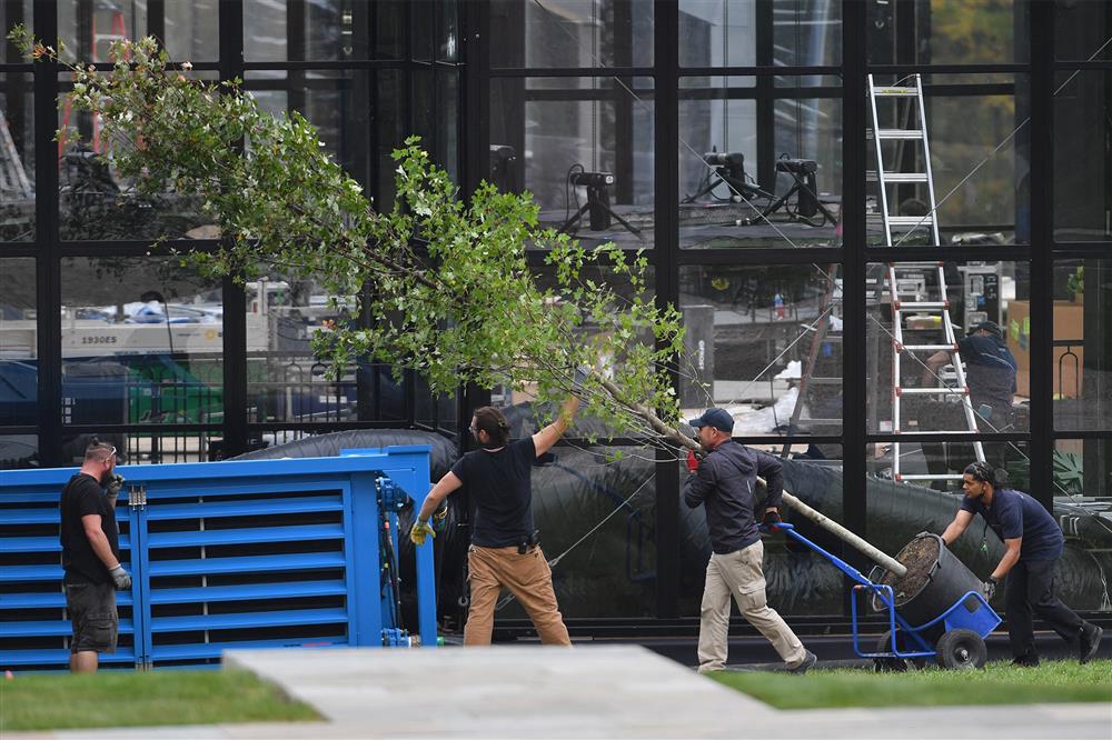 Chuẩn bị hôn lễ bị phàn nàn, con gái tỷ phú Bill Gates cư xử tinh tế-2