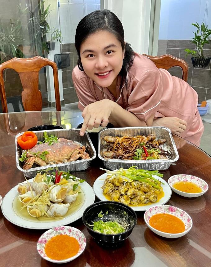 Các sao Việt sắp sinh con-9