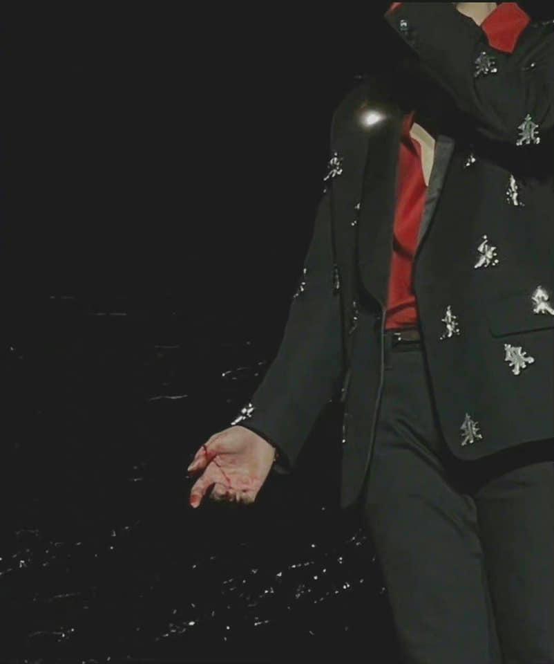 Rùng mình cảnh Trương Kiệt rơi tự do, tay đầm đìa máu-3