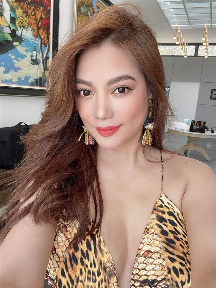 Trương Ngọc Ánh xuất hiện với gương mặt đơ cứng, lạ lẫm-1