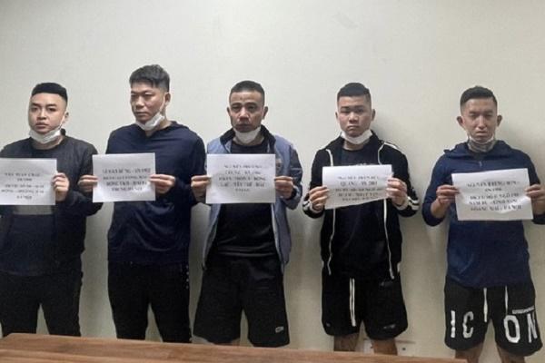 Bóc thêm một ổ nhóm cho tiếp viên karaoke vay lãi nặng, thế chấp clip nhạy cảm-2