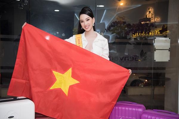 Bị nghi buôn lậu, Ái Nhi vẫn chiếm spotlight ở Miss Intercontinental-8