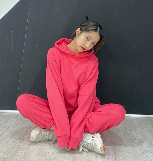 Sắm ngay 4 hot items mùa se lạnh lên đồ đẹp như sao Hàn-13