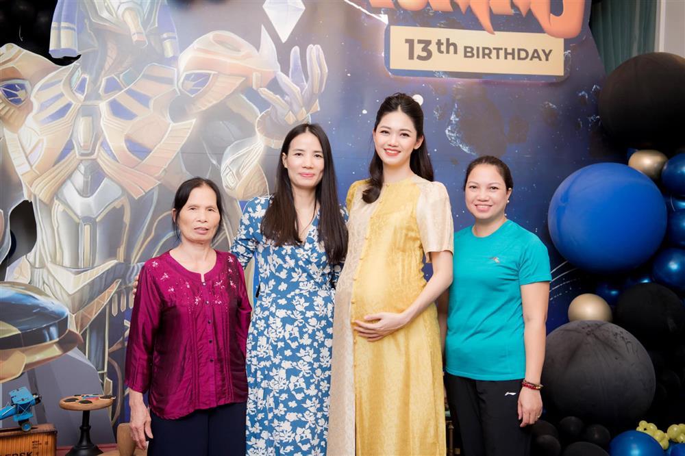 Á hậu Thanh Tú sơ sảy để lộ con riêng của chồng đại gia?-3