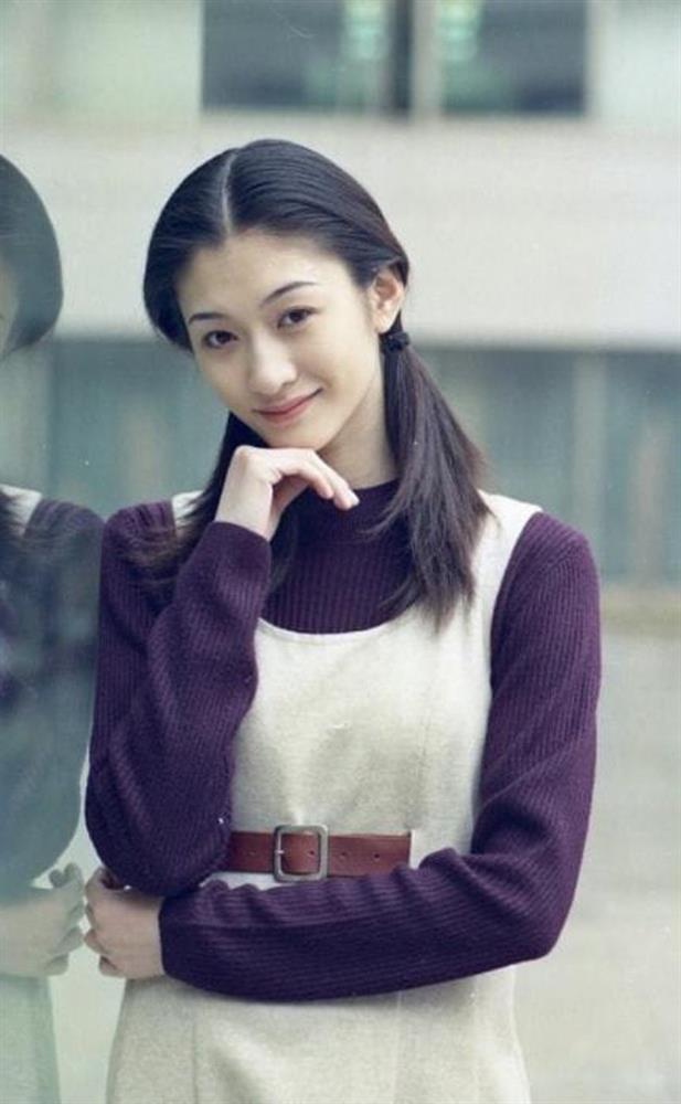 Lý Tiểu Nhiễm khổ vì yêu mafia, bị dọa tạt axit, tiêm máu HIV-2